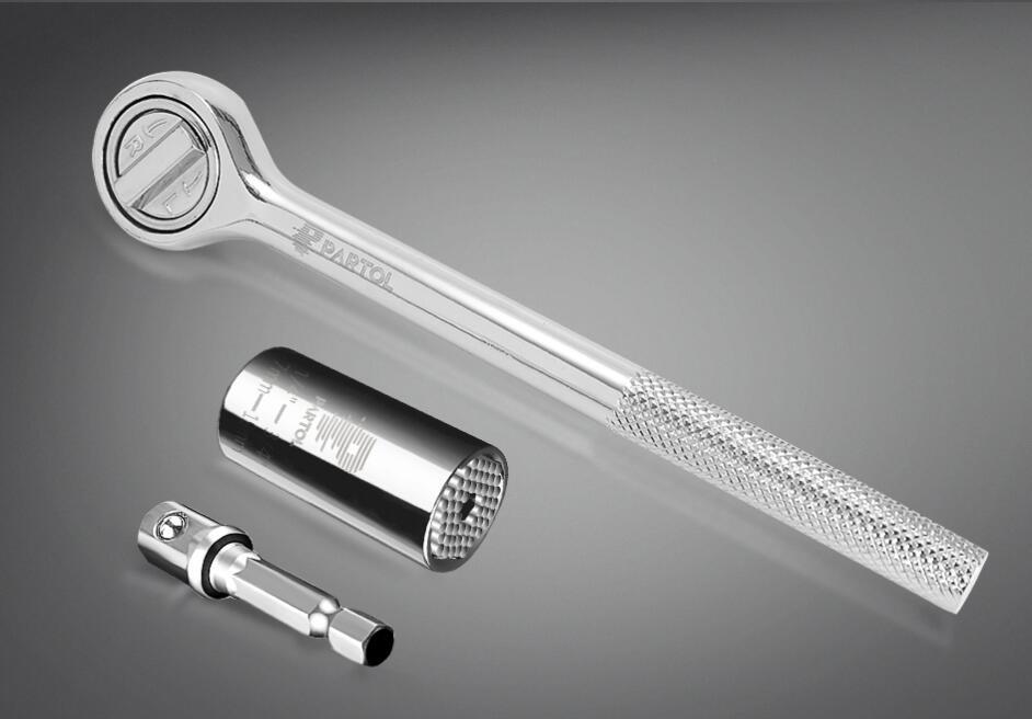 Universal Ratchet Wrench
